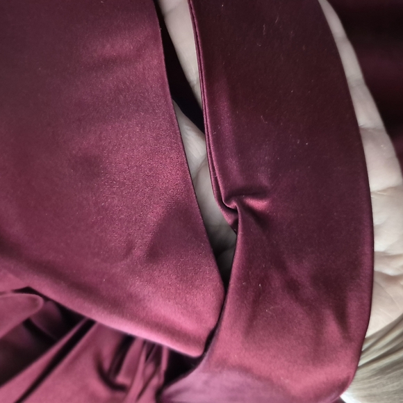 Brian BAILEY Elegant Burgundy Dress 100% SILK - Picture 3 of 9